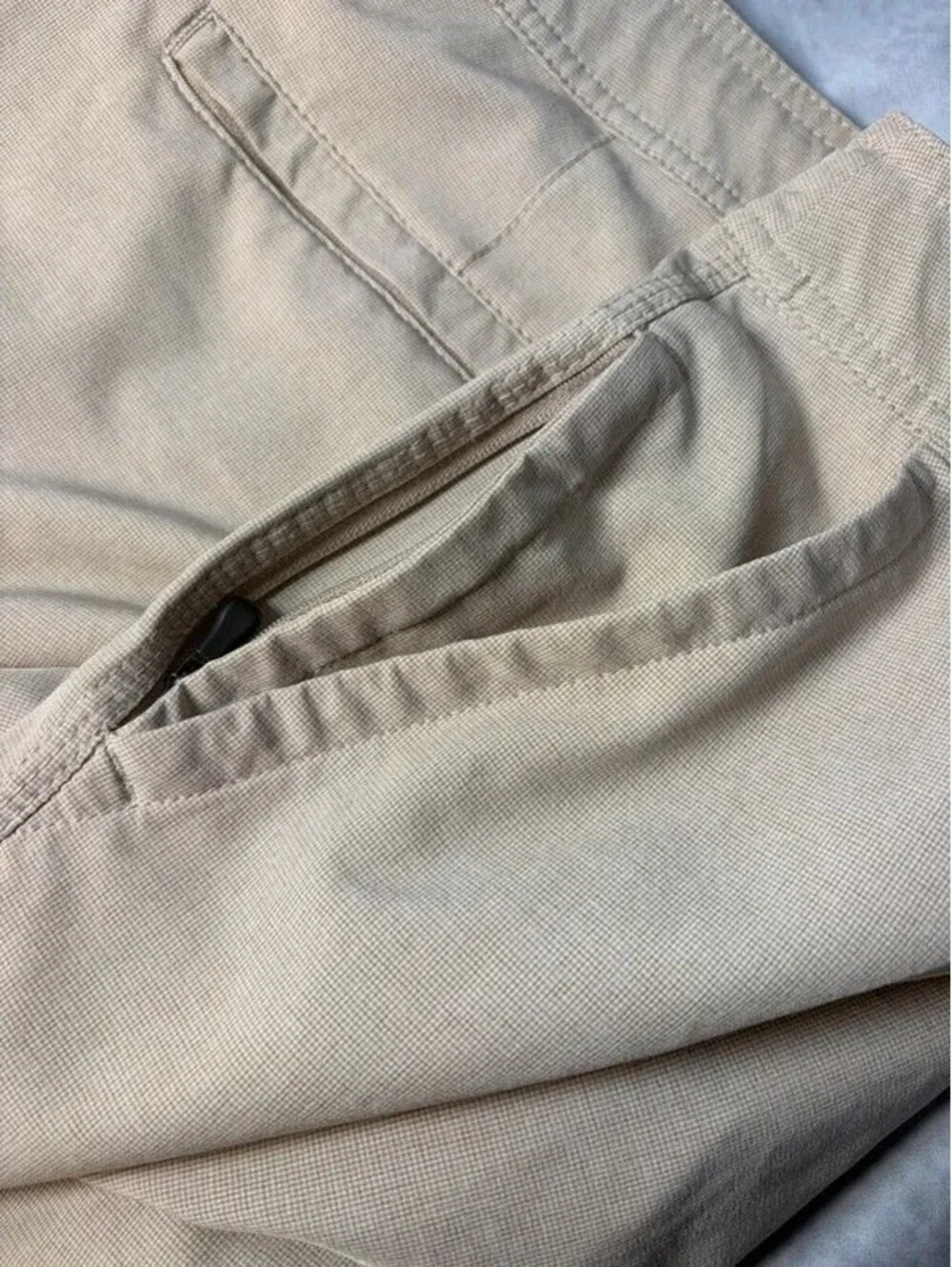 Hang Ten Performance Shorts Men’s Size 38 Khaki Beige